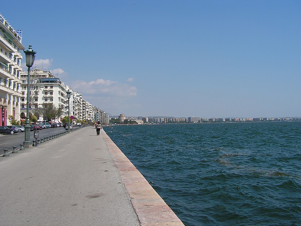 Παραλιακό μέτωπο Θεσσαλονίκης, φωτογραφία αρχείου του 2005, όχι ο χώρος των μαθημάτων.